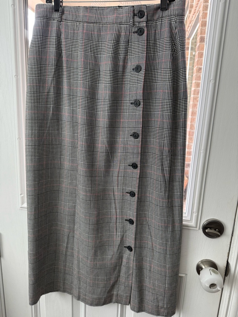 Vintage Button-Front Plaid Midi Skirt in Gray with Red Windowpane